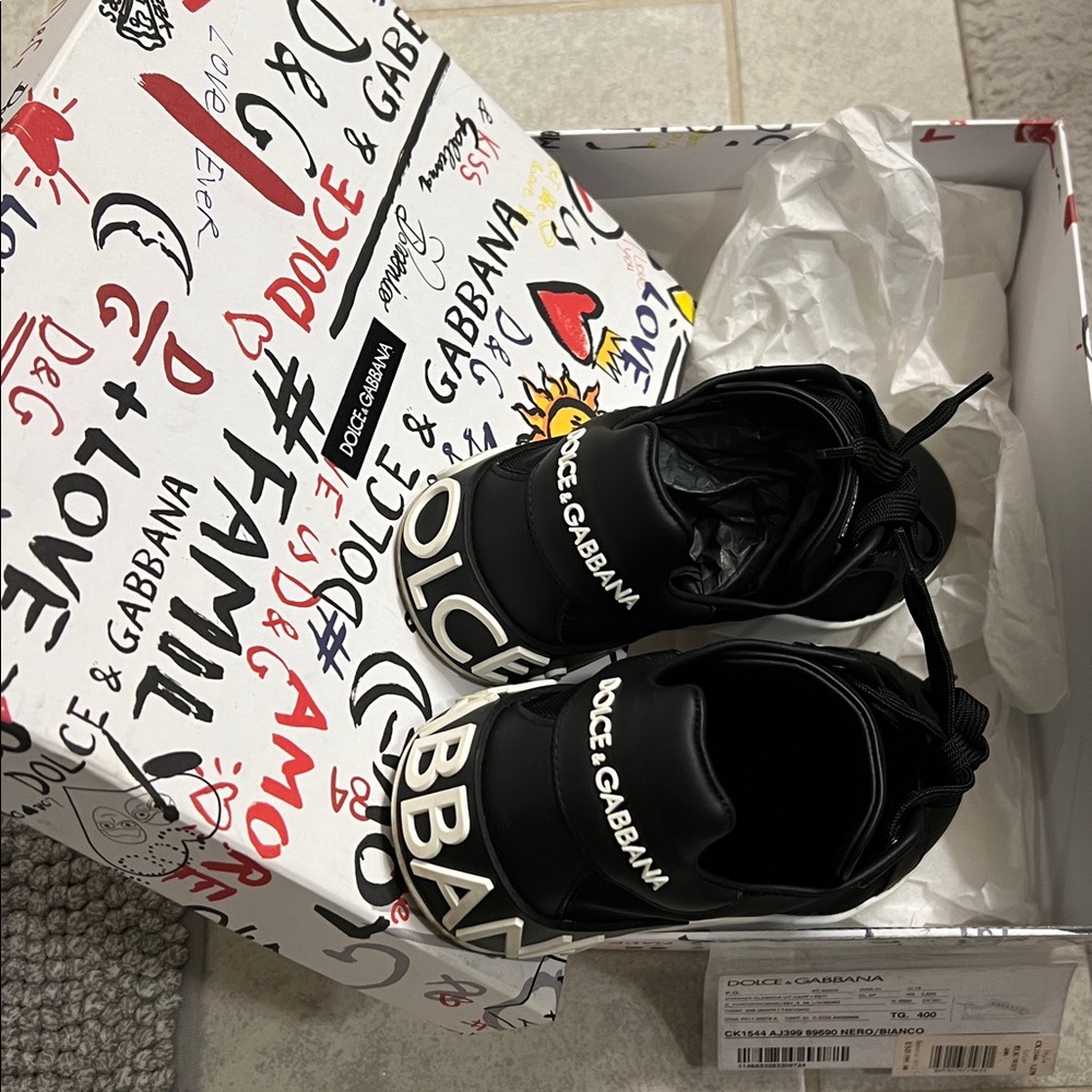 Dolce & Gabbana Black Logo Low-Top Lace-Up Sneakers - Picture 2 of 3